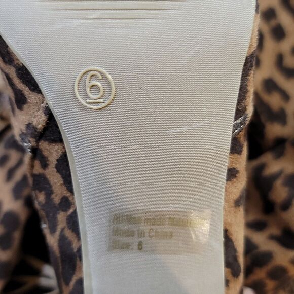 BRAND NEW WILD DIVA LOUNGS ANIMAL PRINT POINTED TOE TALL BOOT - Picture 14 of 16